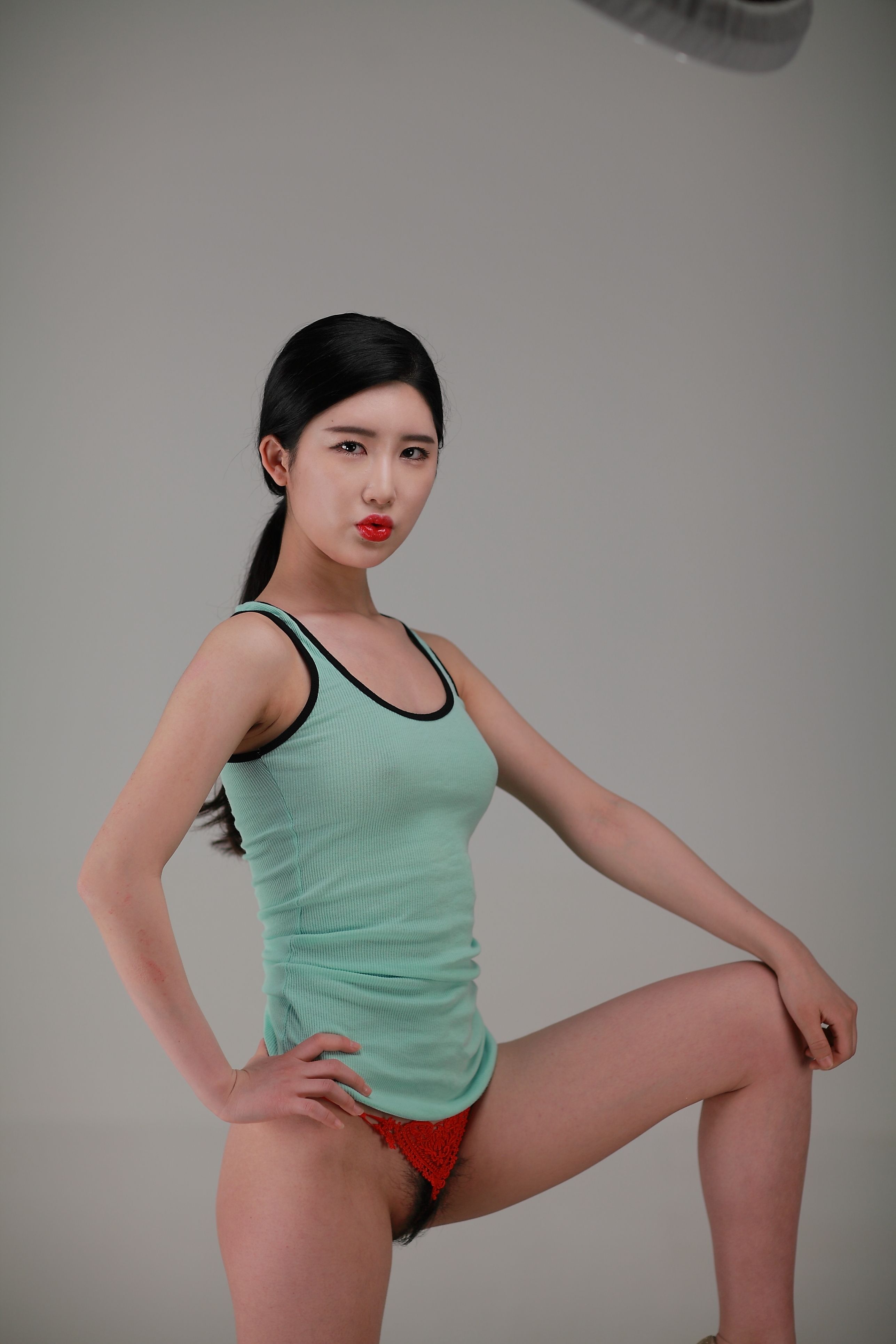 미분류 / S요가강사 No.587 244h 1.02g@104m / 출사587 S요가강사 244p 1.02gb